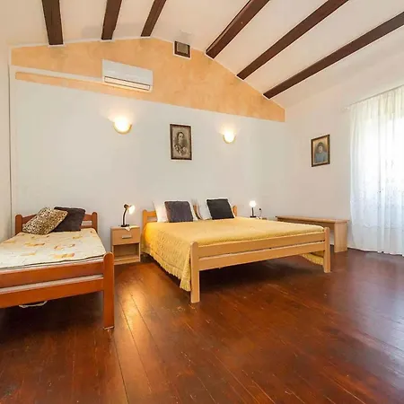 In 36021 Casa de Férias Mali Turini